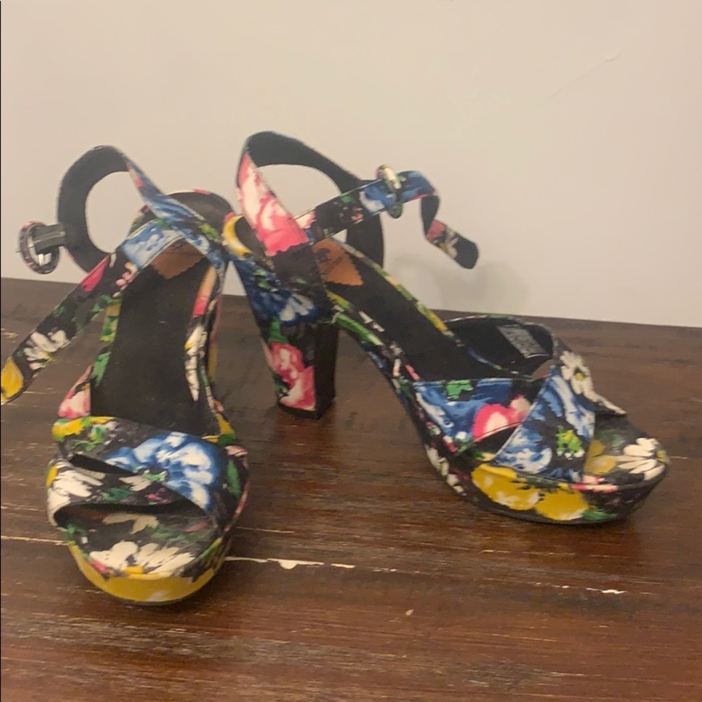 Rocket dog floral heels